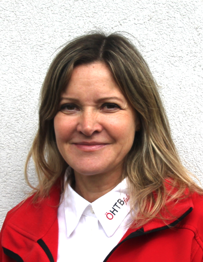 Zuzana Macsayova